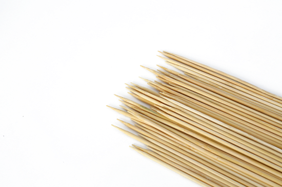 Image de PICS BAMBOU 24CM/3.5MM POLI  500PCS